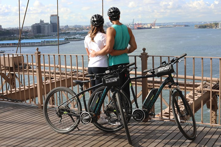 Electric Bike Tour of Manhattan and the Waterfront Greenway - Photo 1 of 6